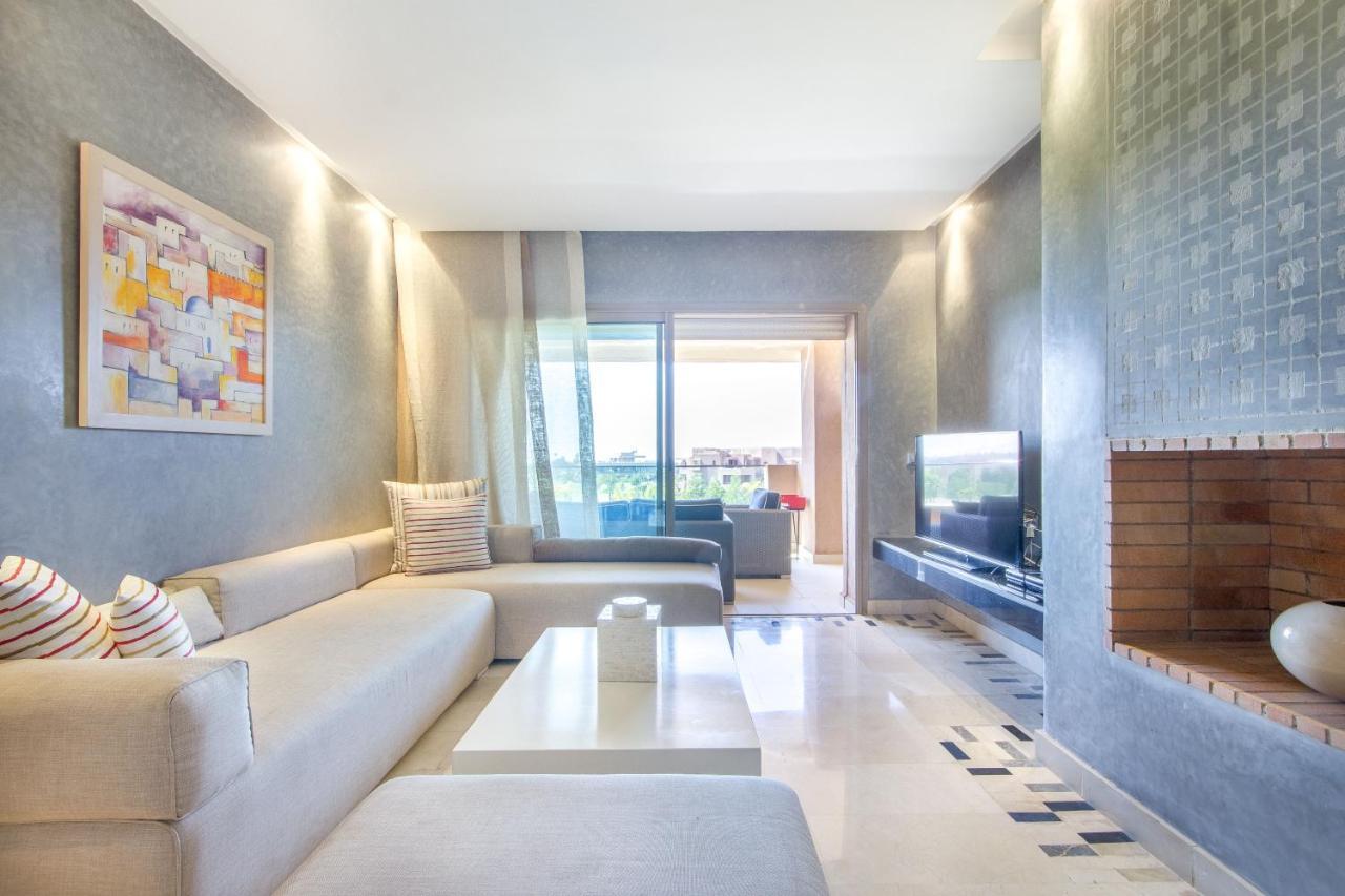Lumineux Et Vue Degagee Sur Piscine A Prestigia Apartment มาร์ราเกช ภายนอก รูปภาพ