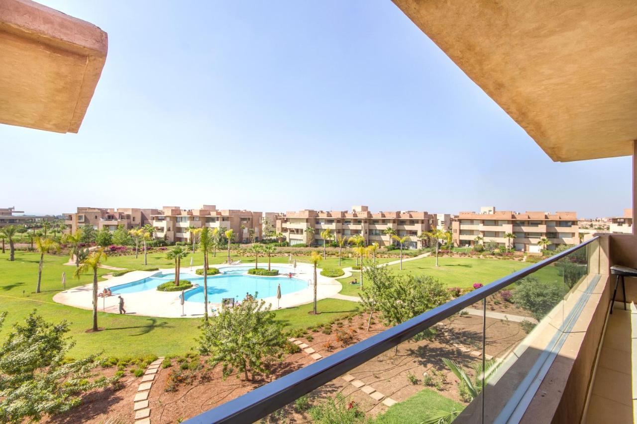 Lumineux Et Vue Degagee Sur Piscine A Prestigia Apartment มาร์ราเกช ภายนอก รูปภาพ