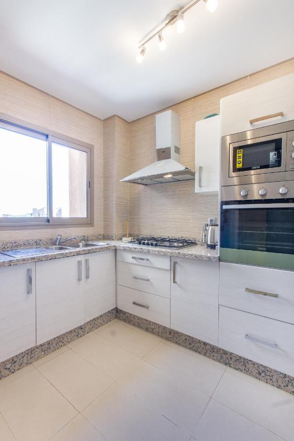 Lumineux Et Vue Degagee Sur Piscine A Prestigia Apartment มาร์ราเกช ภายนอก รูปภาพ