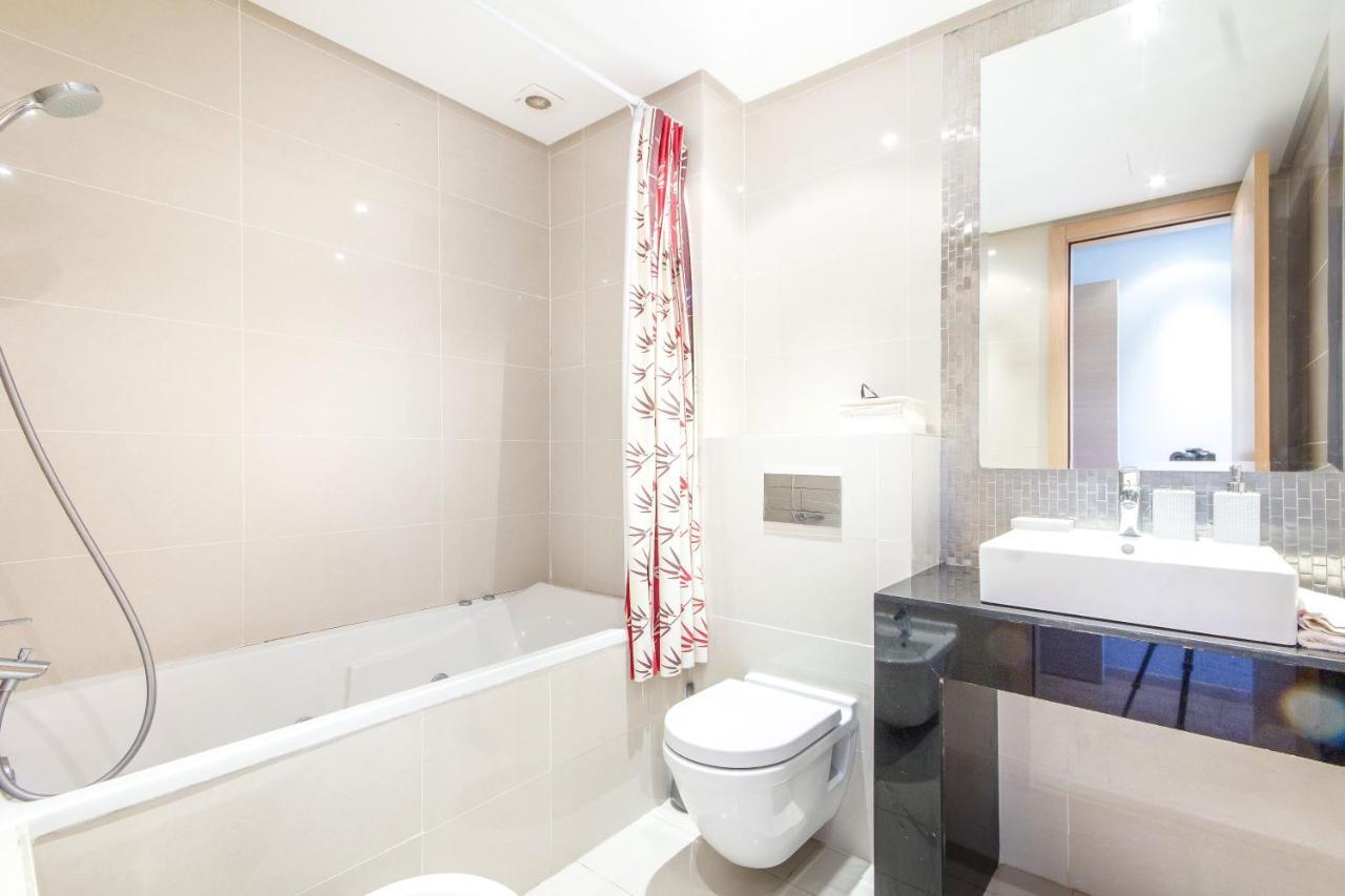 Lumineux Et Vue Degagee Sur Piscine A Prestigia Apartment มาร์ราเกช ภายนอก รูปภาพ