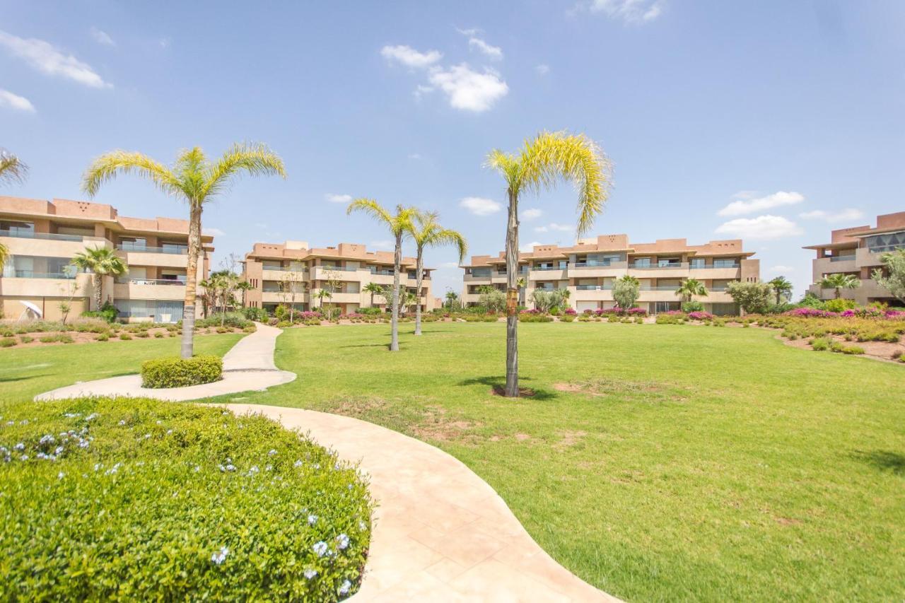 Lumineux Et Vue Degagee Sur Piscine A Prestigia Apartment มาร์ราเกช ภายนอก รูปภาพ